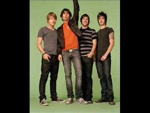 Текст песни ALL-AMERICAN REJECTS, THE - Her Name Rhymes With Mindy