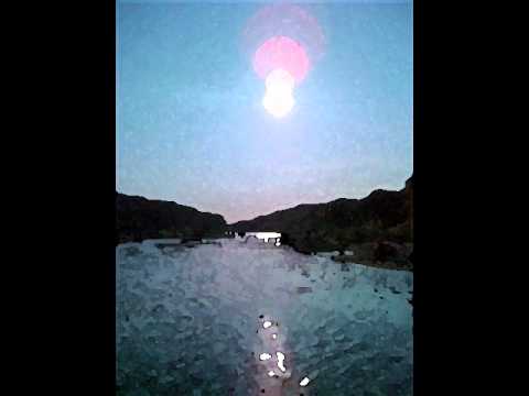 Текст песни  - The Water is Wide/river Deep