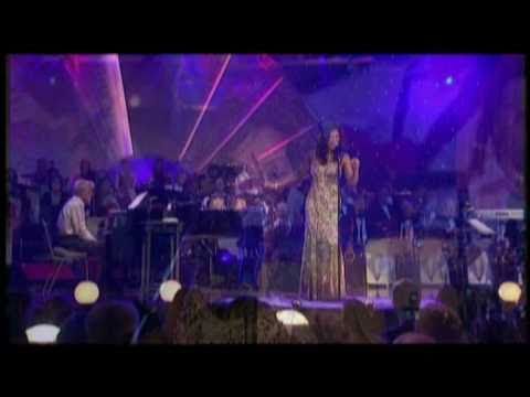 Текст песни NATALIE COLE - Tell Me All About It