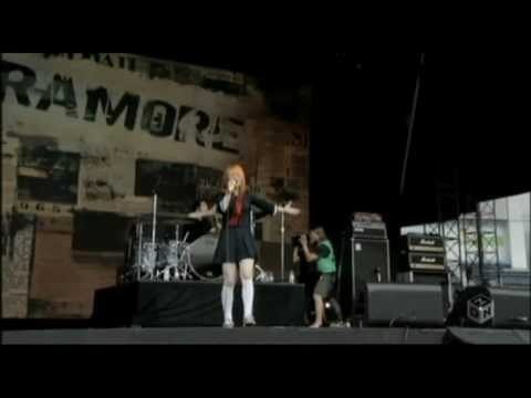 Текст песни Paramore - Where The Lines Overlap