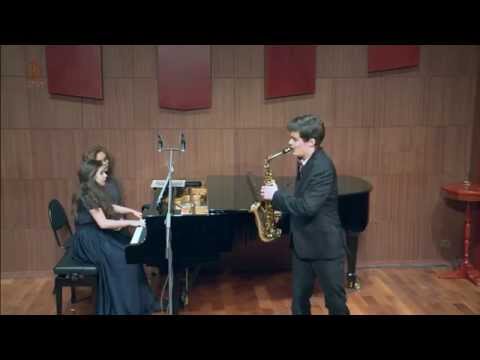 Текст песни Эдисон Денисов - Соната для саксофона и виолончели 