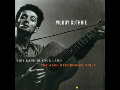 Текст песни Woody Guthrie - This Land Is Your Land (1944 Original)