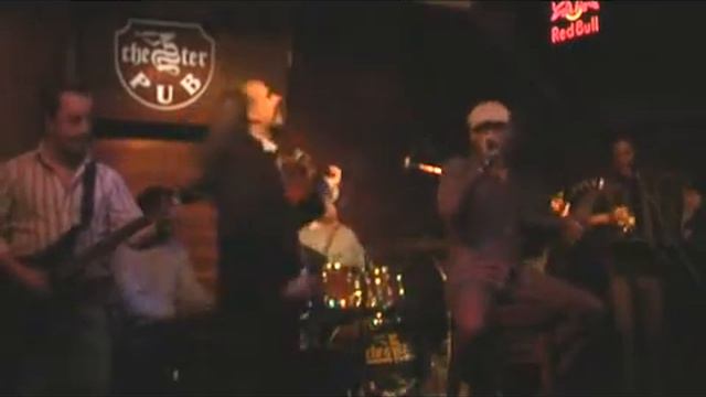 клип Пекин-Роу-Роу - Жу-жу