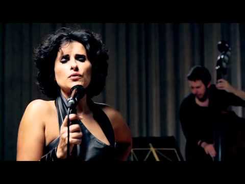 Текст песни  - Se Não Chovesse (Fado Súplica)