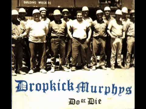 Текст песни Dropkick Murphys - Boys On The Docks