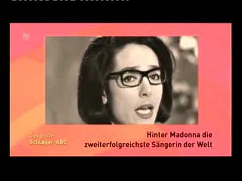 Текст песни Nana Mouskouri - Ich Schau Der Weissen Wolken Nach