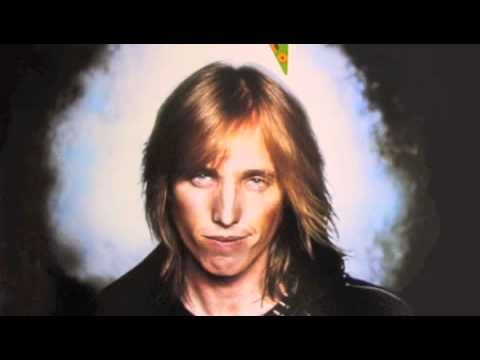 Текст песни Tom Petty & the Heartbreakers - Into The Great Wide Open