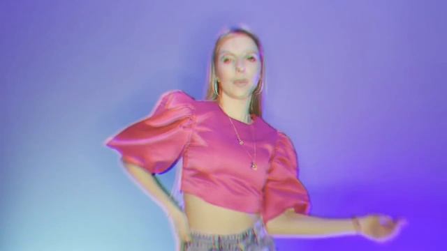 Текст песни  - Маленькие девочки
