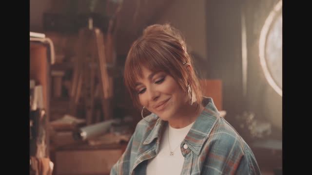 Текст песни  - Мама