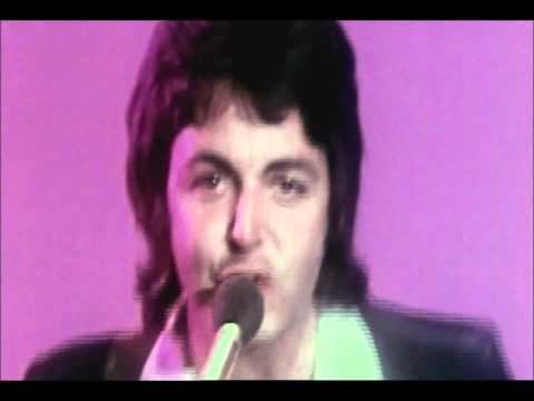 Текст песни Paul McCartney & WINGS - Helen Wheels