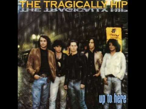 Текст песни The Tragically Hip -  Years Old