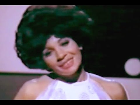 Текст песни Shirley Bassey - Make The World A Little Younger