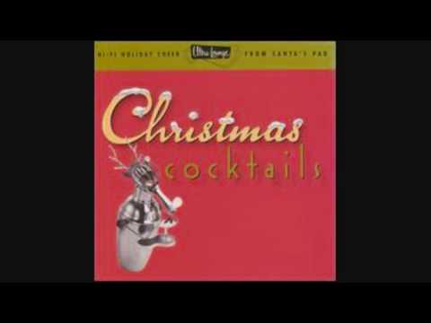 Текст песни  - Christmas Kisses