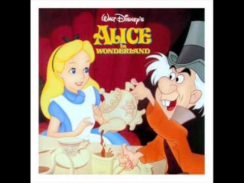 Текст песни Alice In Wonderland - Painting The Roses Red