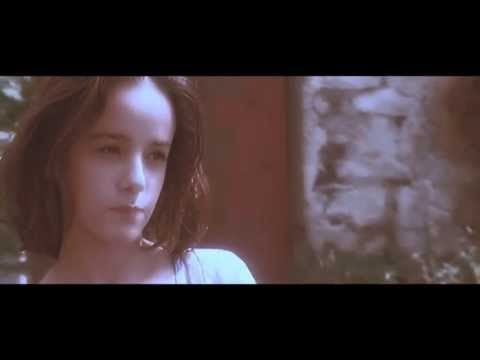 Текст песни Alizee - Moi... Lolita (English Version)
