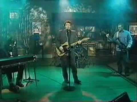 Текст песни Glenn Tilbrook - Parallel World