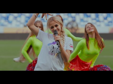 Текст песни Karna.val Валя Карнавал - Истерика