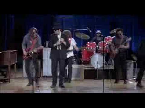 Текст песни Blues Brothers - Everybody Needs Somebody To Love