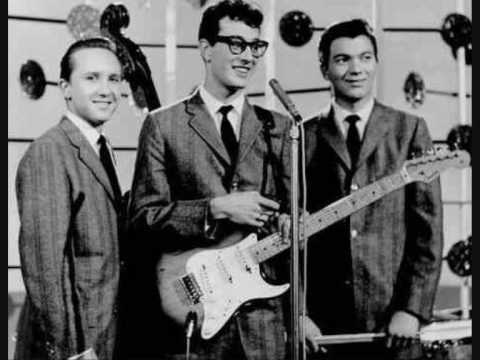 Текст песни Buddy Holly - Listen To Me