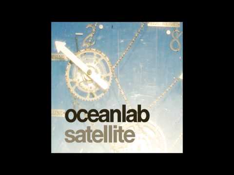 Текст песни  - Satellite (Radio Edit)