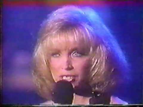 Текст песни Barbara Mandrell - Where Are The Pieces Of My Heart