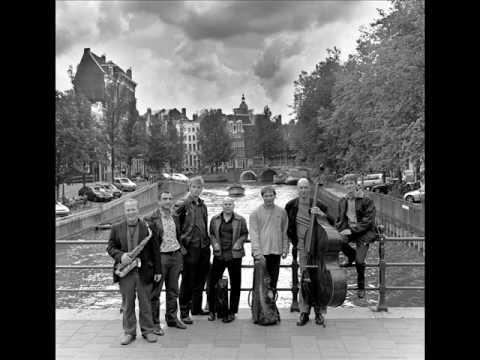 Текст песни Amsterdam Klezmer Band - Sadagora Hot Dub (Shantel Rmx)