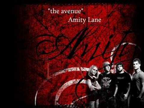 Текст песни  - The Avenue