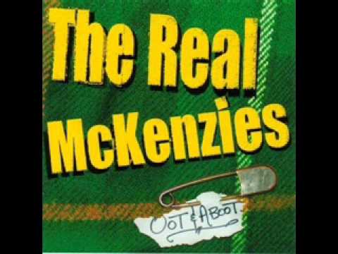 Текст песни The Real McKenzies - Droppin