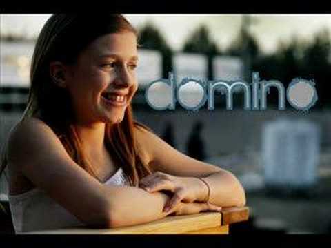Текст песни  - Domino