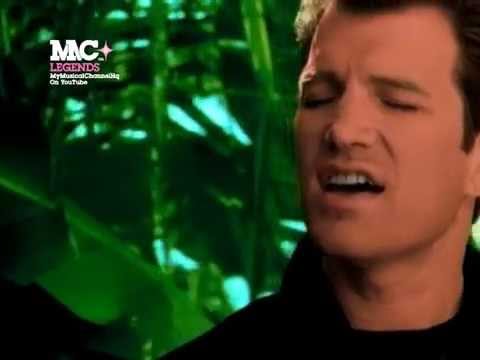 Текст песни . Chris Isaak - Cant Do A Thing To Stop Me