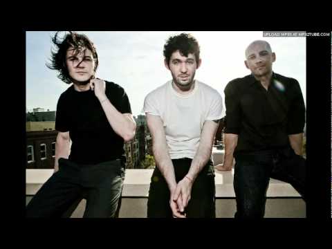 Текст песни The Antlers - Apple Orchard