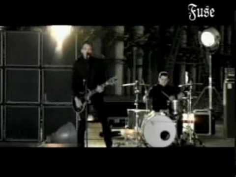 Текст песни Alkaline Trio - Time To Waste