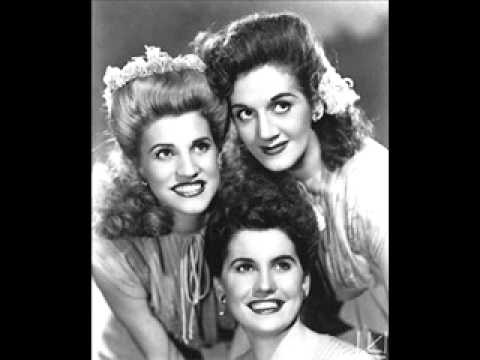 Текст песни Andrews Sisters - The Woodpecker Song