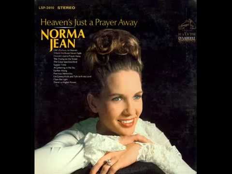 Текст песни Norma Jean Singer - Where The Roses Never Fade