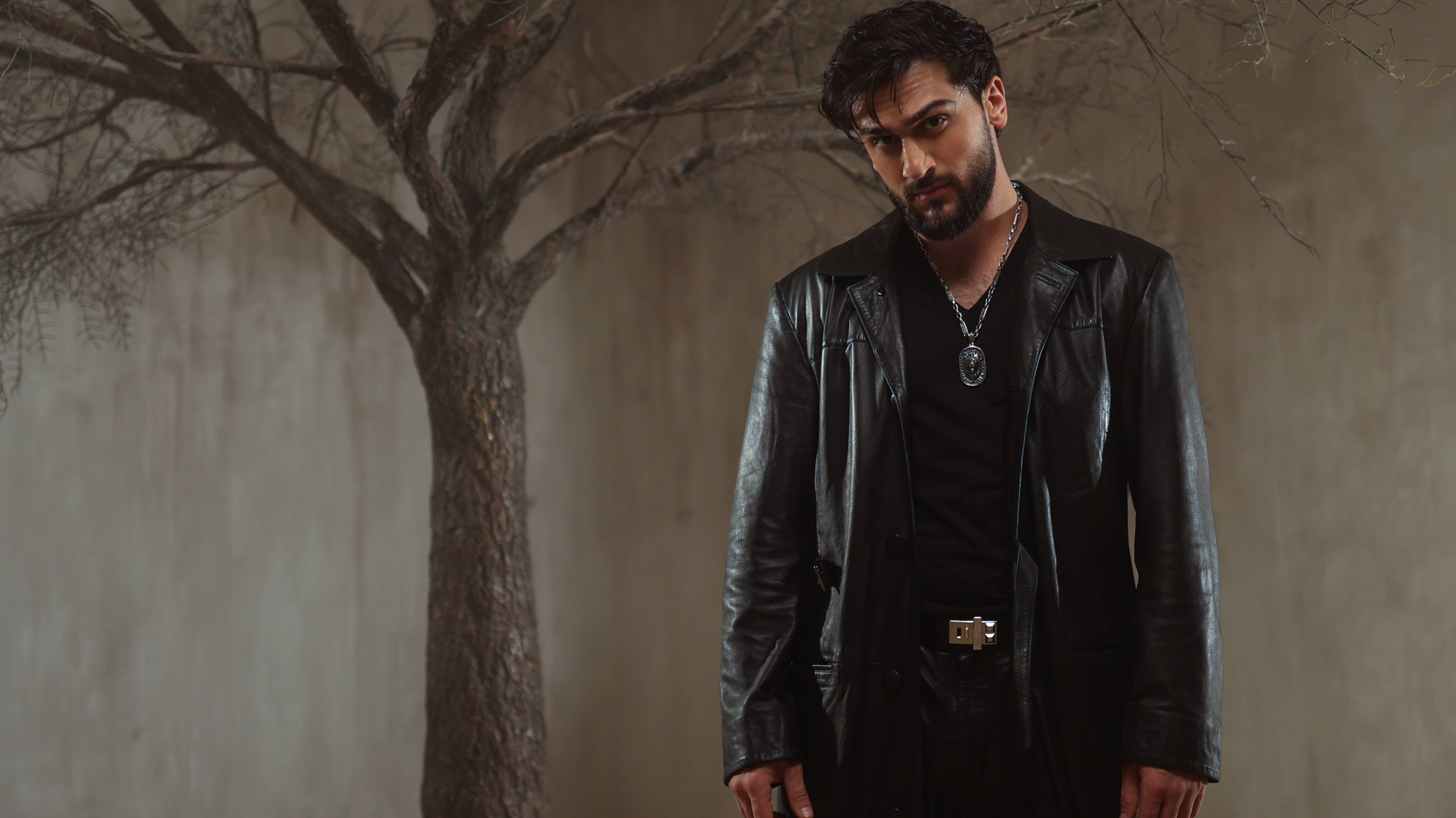 Текст песни JONY - Волк