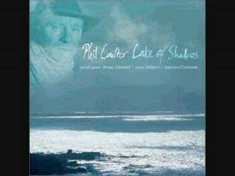Текст песни Phil Coulter - For Those In Peril On The Sea