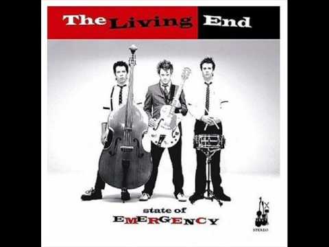 Текст песни The Living End - One Step Behind