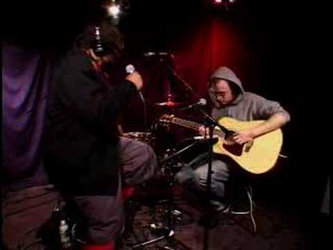 Текст песни Skindred - Nobody (Acoustic Version)