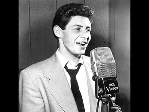 Текст песни Eddie Fisher - Everybodys Got A Home But Me