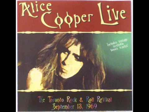 Текст песни ALICE COOPER - Painting A Picture Live At The Toronto Rock And R