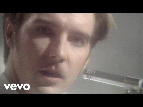 Текст песни Ultravox - All Stood Still