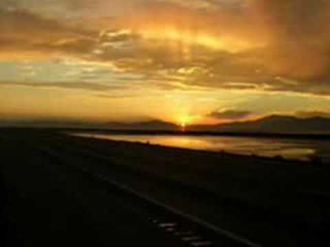 Текст песни Alan Parsons - Too Close To The Sun
