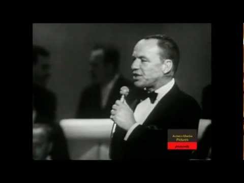 Текст песни Frank Sinatra - Get Me To The Church On Time