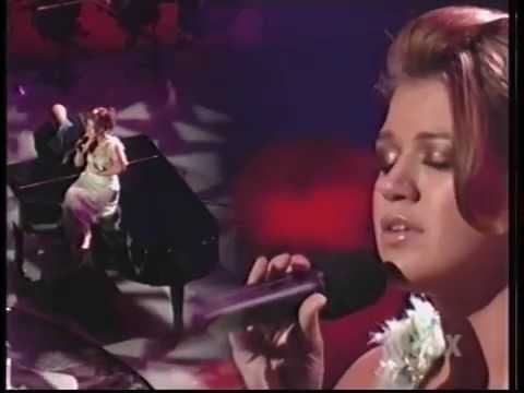Текст песни American Idol - Beautiful DisasterKelly Clarkson Performance 