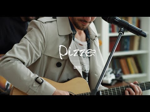 Текст песни PIZZA - Шепот