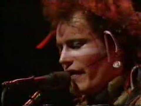 Текст песни Adam  The Ants - Dont Be Square Be There