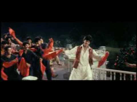 Текст песни  - Ho Gaya Hai Tujhko To Pyar Sajna-Непохищенная невеста (Dilwale Dulhania Le Jayenge)