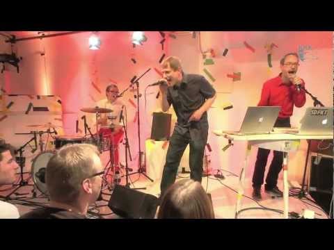 Текст песни Andreas Dorau - So Ist Das Nun Mal