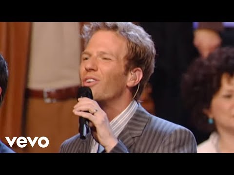 Текст песни Gaither Vocal Band - Love Can Turn The World