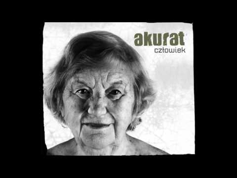 Текст песни Akurat - Wieź